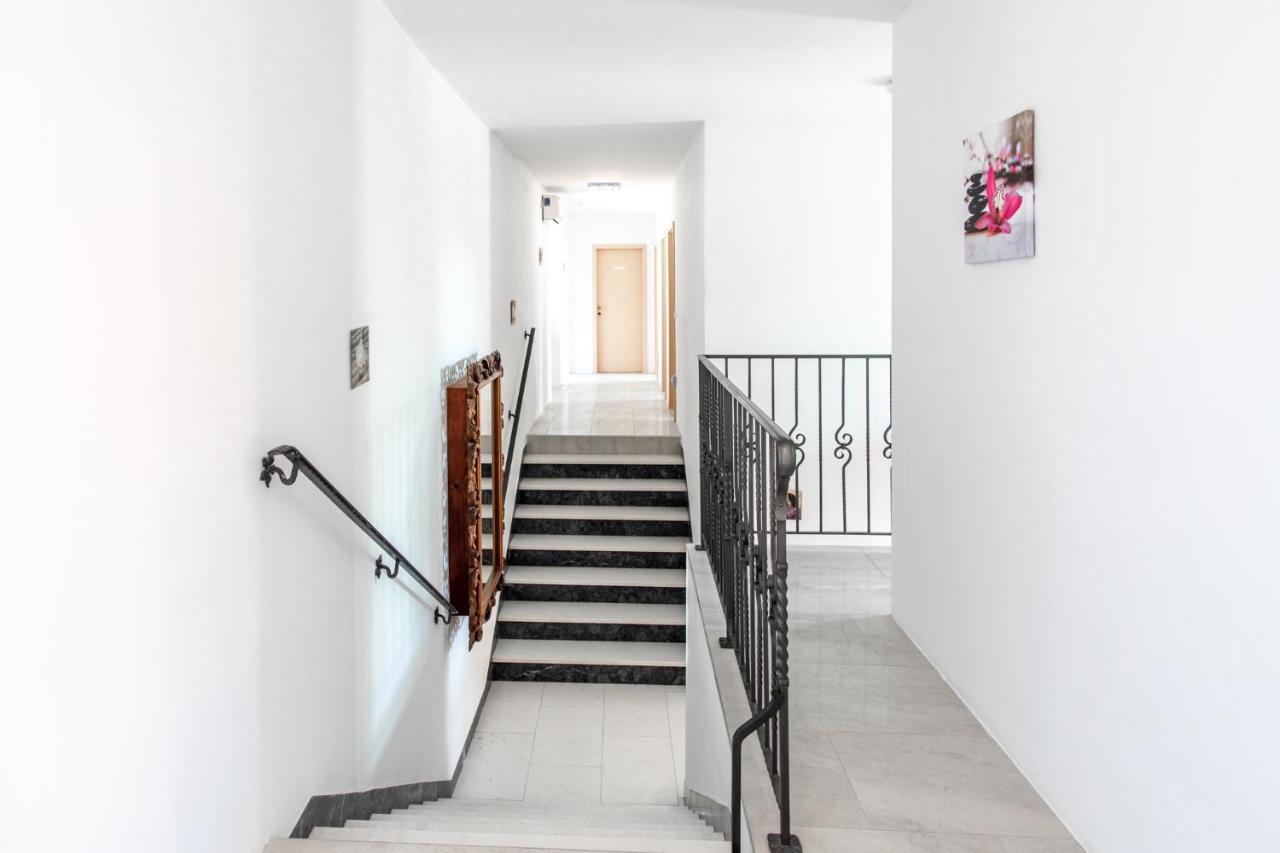 Villa Hermes Art Dutovlje Exterior foto